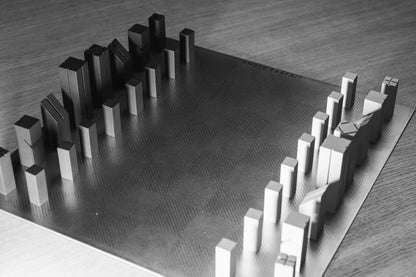 Axiome : jeu d’échecs Angle Parfait en aluminium – jeu d’échecs Jeu d’échecs design en aluminium design en aluminium brossé par Angle Parfait – Angle Parfait